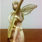 Elf z wiolonczelą 11 figurka dekoracyjna Aniołek